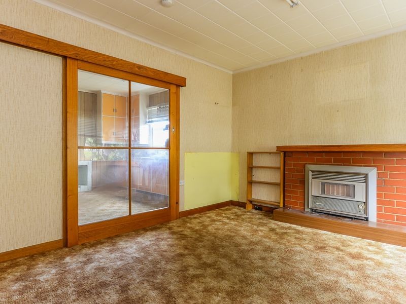 19 Southview Crescent, New Norfolk TAS 7140