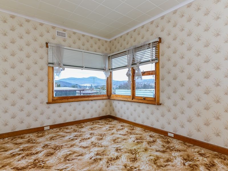 19 Southview Crescent, New Norfolk TAS 7140