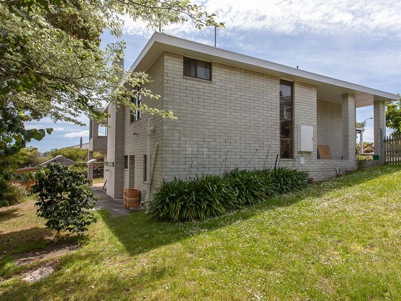 8 Tiersen Place, Sandy Bay TAS 7005