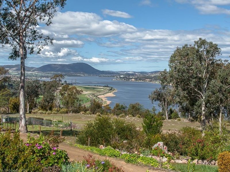 88 Tongatabu Road, Dromedary TAS 7030