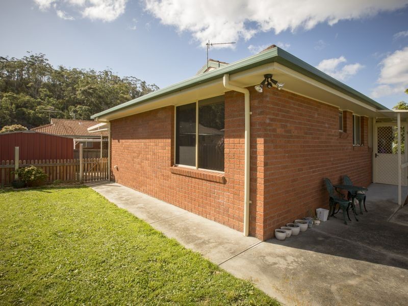2/5 Godfrey Road, Claremont TAS 7011
