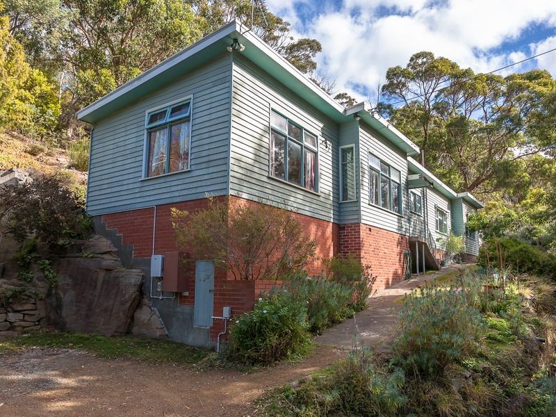 22 McRobies Road, South Hobart TAS 7004
