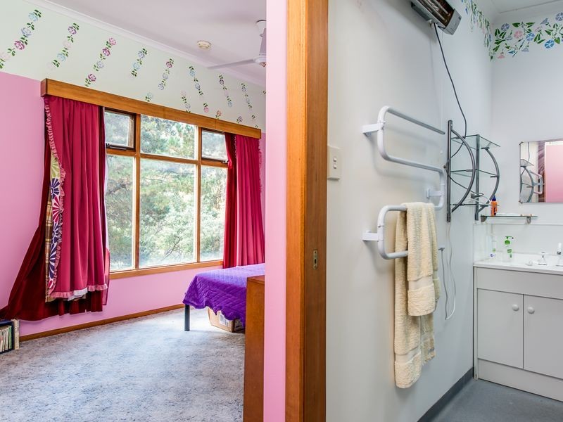 22 McRobies Road, South Hobart TAS 7004