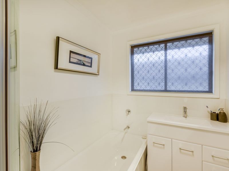1/13 Sunlea Place, Glenorchy TAS 7010