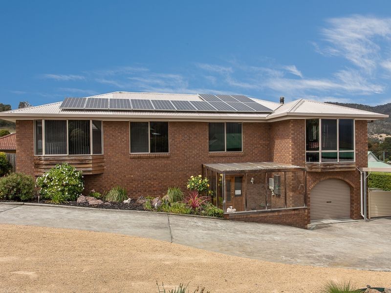 21 Clives Avenue, Old Beach TAS 7017