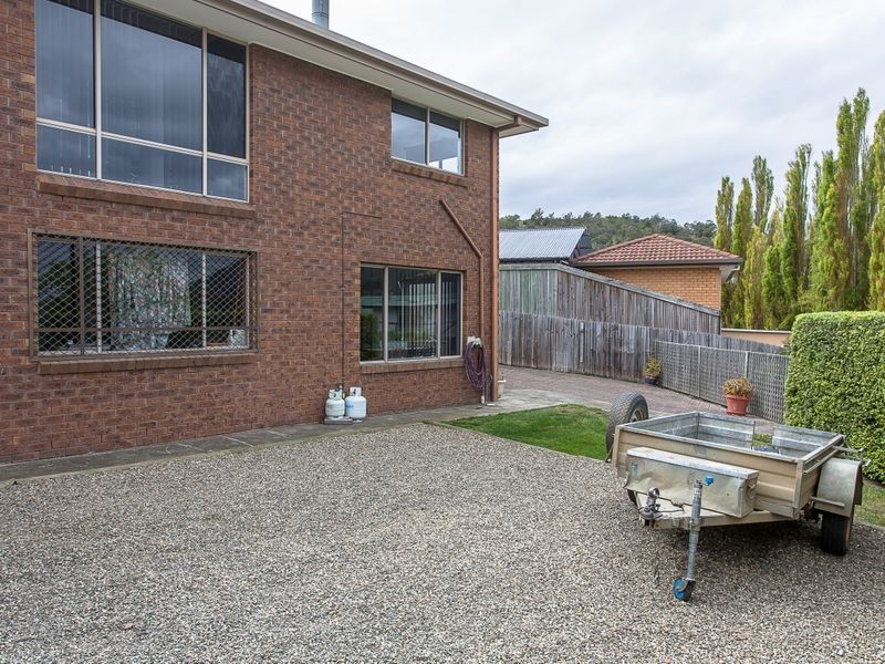 21 Clives Avenue, Old Beach TAS 7017