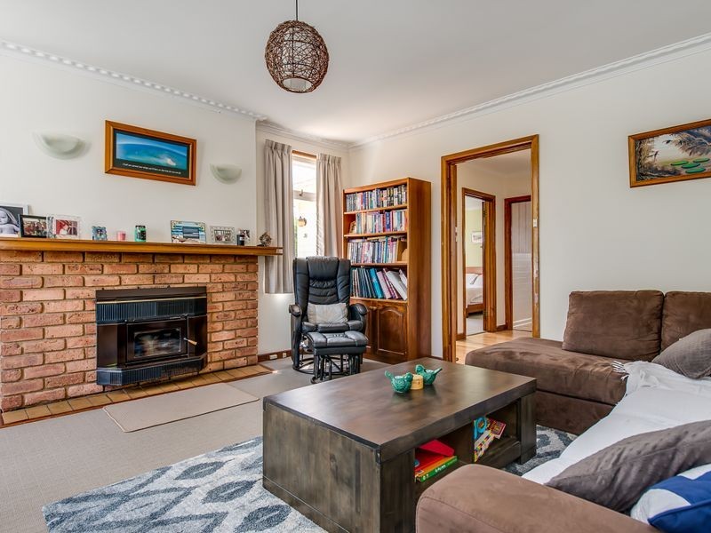 35 Sunshine Road, Austins Ferry TAS 7011