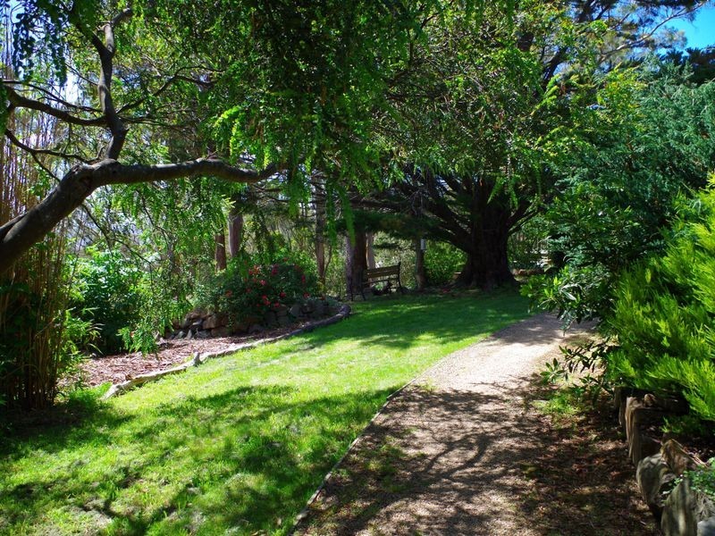 65 Olinda Grove, Mount Nelson TAS 7007