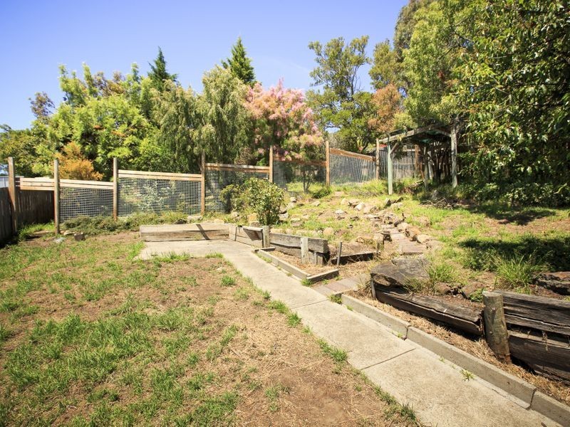 33 Arncliffe Road, Austins Ferry TAS 7011