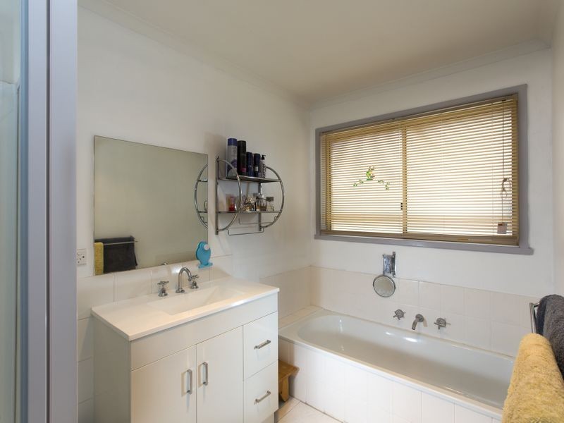 33 Arncliffe Road, Austins Ferry TAS 7011