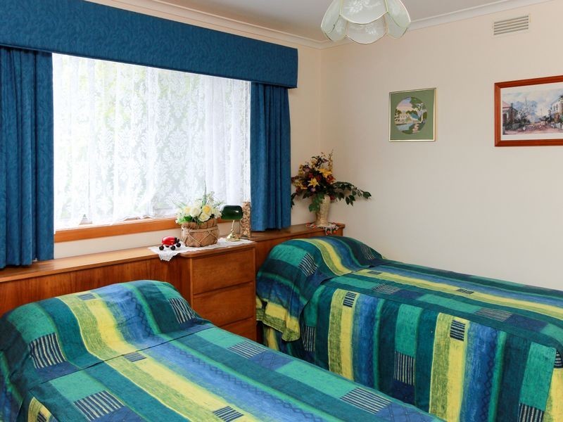 32 Alwyn Road, Lenah Valley TAS 7008