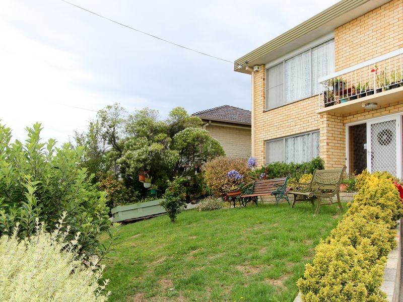 32 Alwyn Road, Lenah Valley TAS 7008