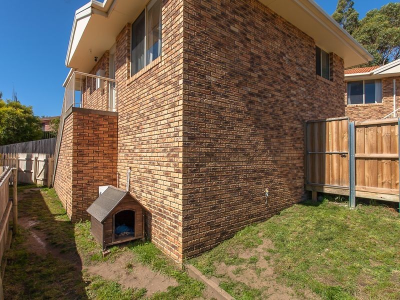 3/6 Broadby Drive, Lenah Valley TAS 7008