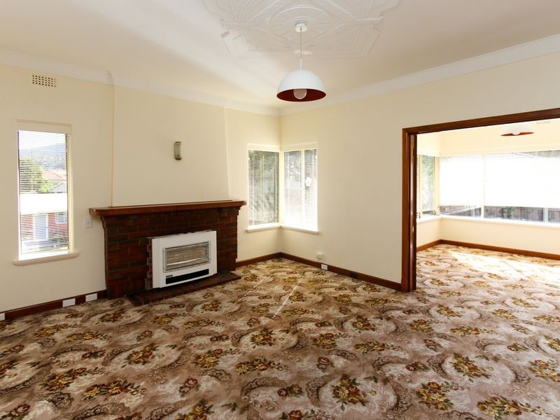 8 Roseville Place, Glenorchy TAS 7010