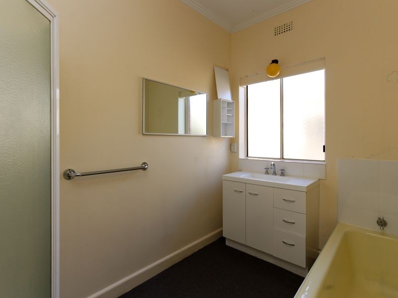 8 Roseville Place, Glenorchy TAS 7010