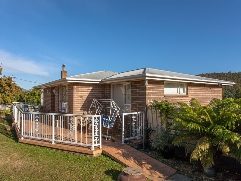 4 Currajong Street, Mornington TAS 7018