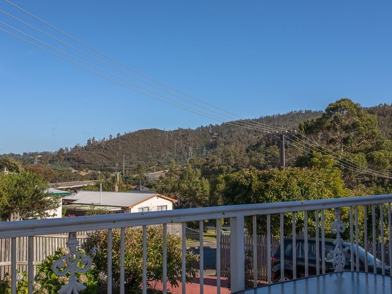 4 Currajong Street, Mornington TAS 7018