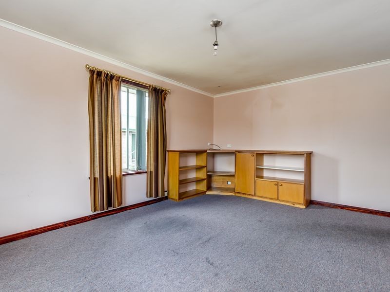 8 Tottenham Road, Gagebrook TAS 7030