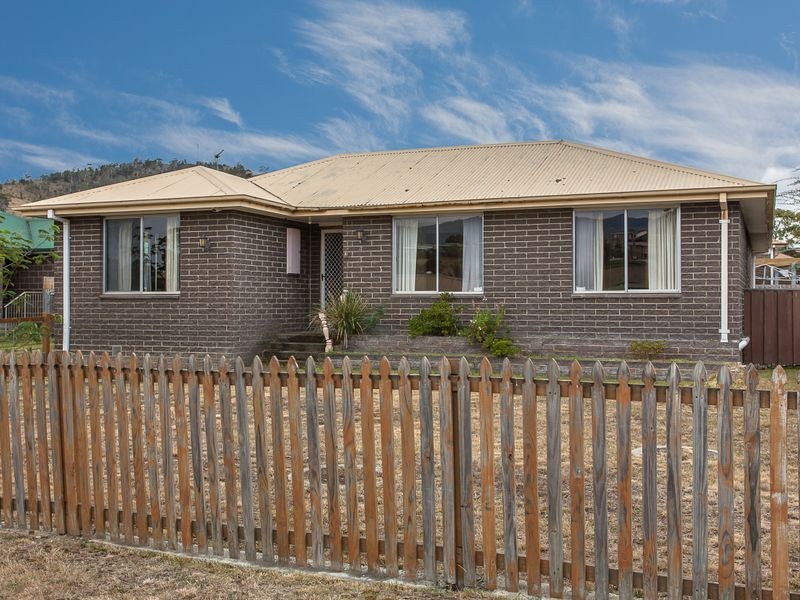 8 Tottenham Road, Gagebrook TAS 7030