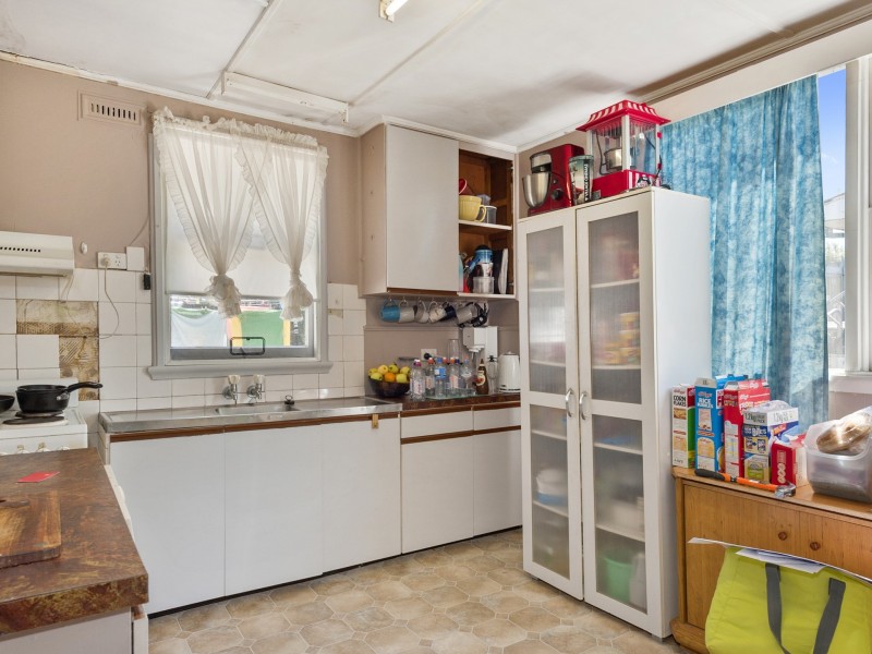 36 Adelphi Road, Claremont TAS 7011