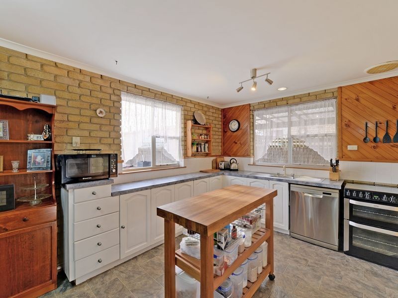 10 Kruvale Court, Primrose Sands TAS 7173