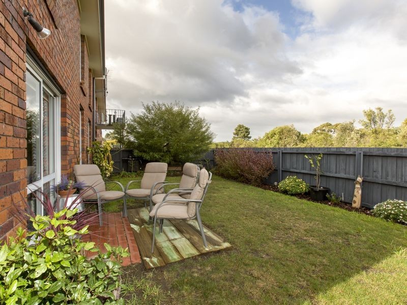 Unit 6 5-7 Luttrell Avenue, Bellerive TAS 7018