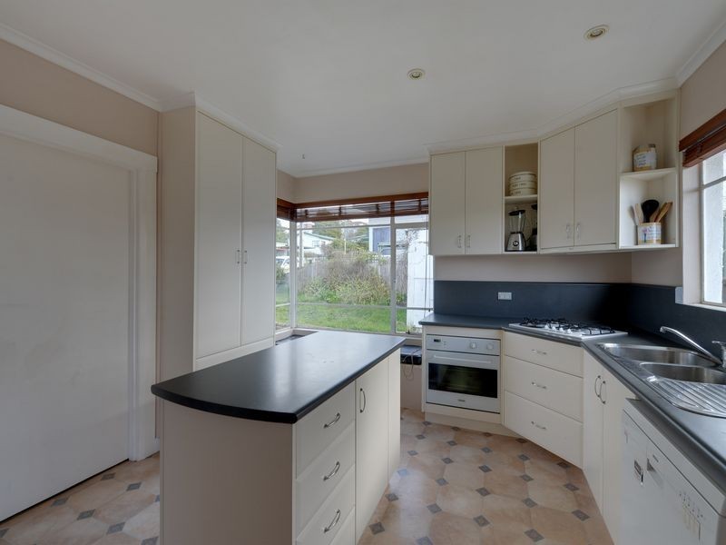 206 Risdon Road, Lutana TAS 7009