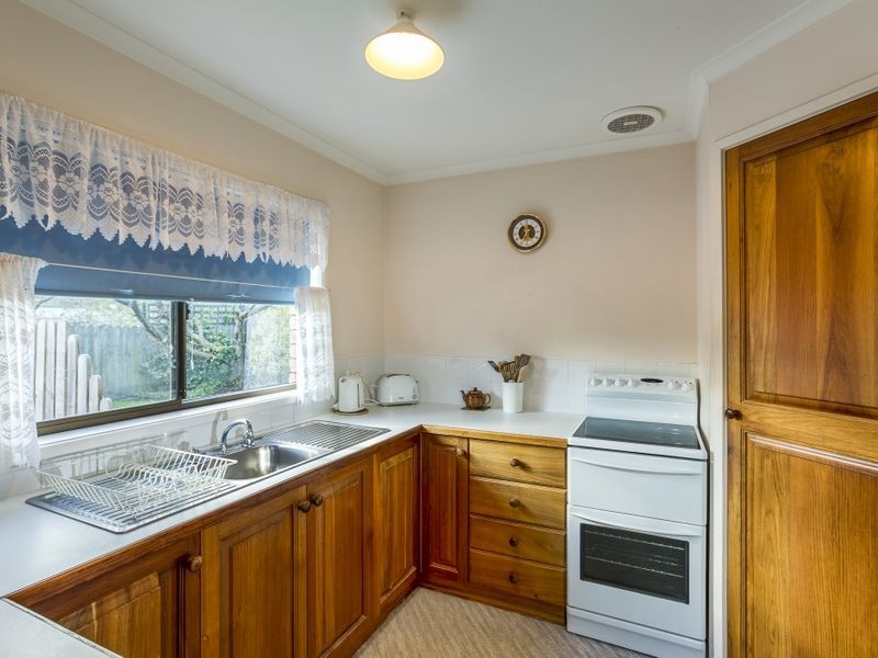 2/12 Penguin Drive, Glenorchy TAS 7010