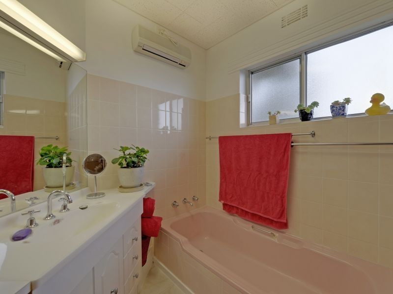 26 Fowler Street, Montrose TAS 7010