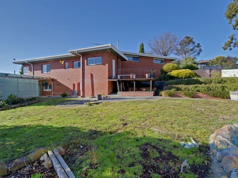 26 Fowler Street, Montrose TAS 7010