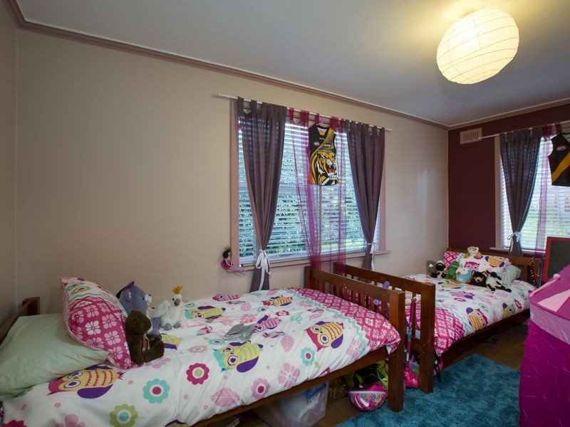 11 Kingswood Crescent, Berriedale TAS 7011
