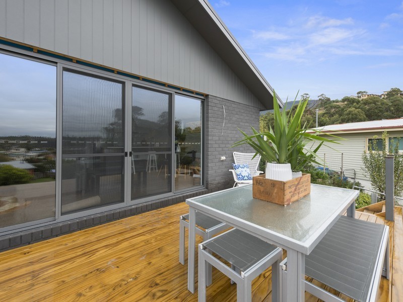 18 Carnegie Street, Claremont TAS 7011