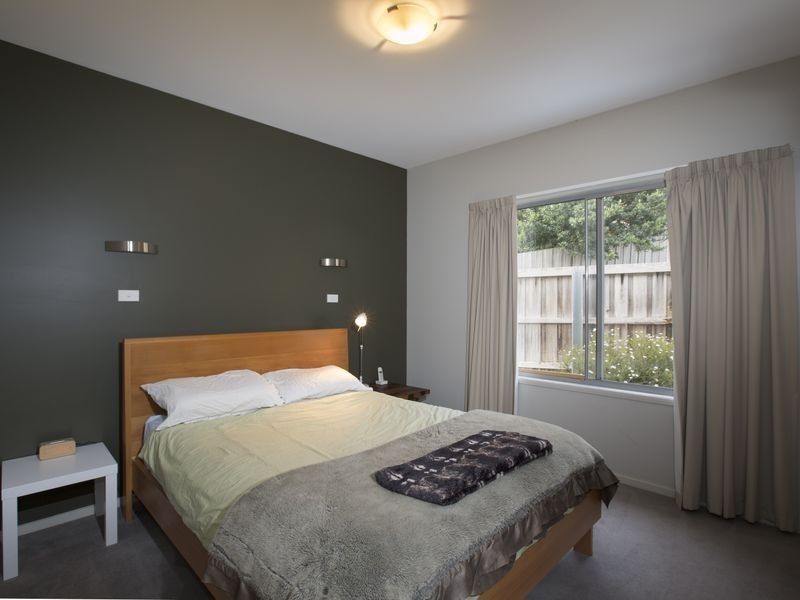 2/8 Sawyer Avenue, West Moonah TAS 7009