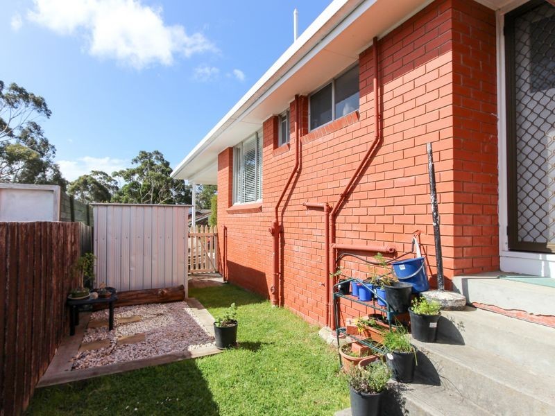 2/2 Lalwinya Road, Mount Nelson TAS 7007