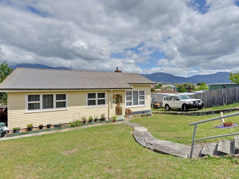 8 Blair Street, Lutana TAS 7009