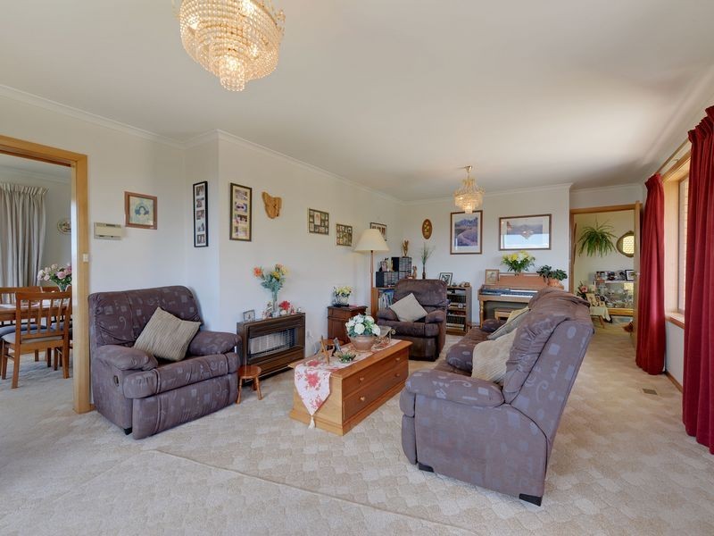 8 Binya Street, Glenorchy TAS 7010