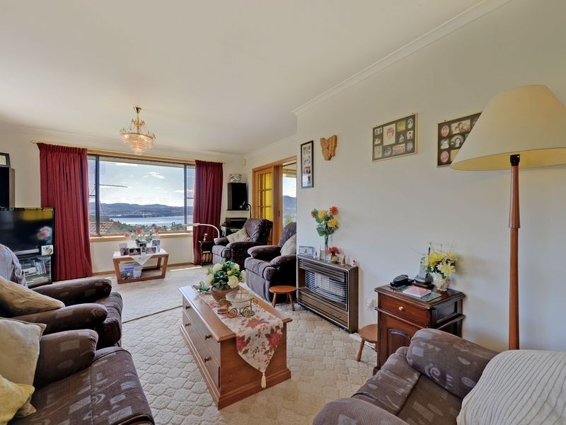 8 Binya Street, Glenorchy TAS 7010