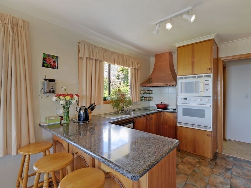 8 Binya Street, Glenorchy TAS 7010