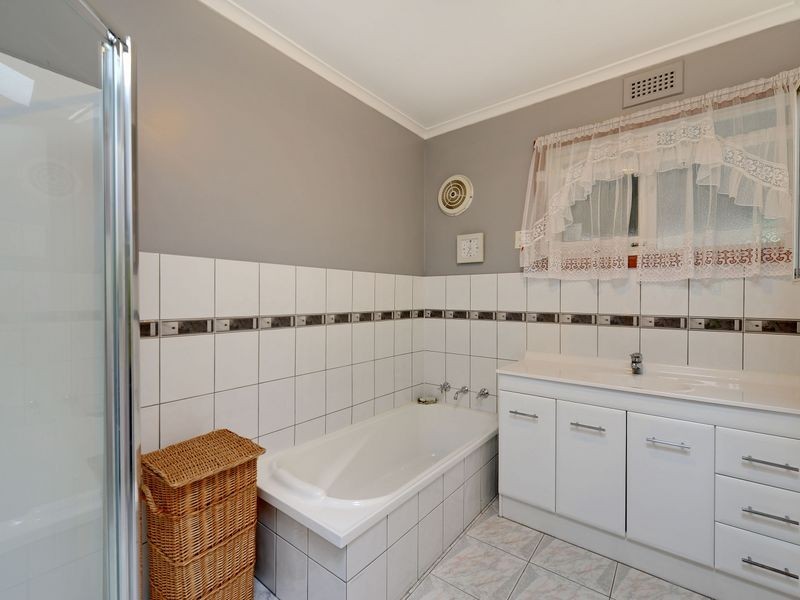 23 Cheltenham Street, Montrose TAS 7010