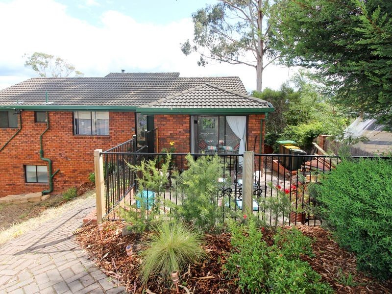 37 Robin Court, Lindisfarne TAS 7015