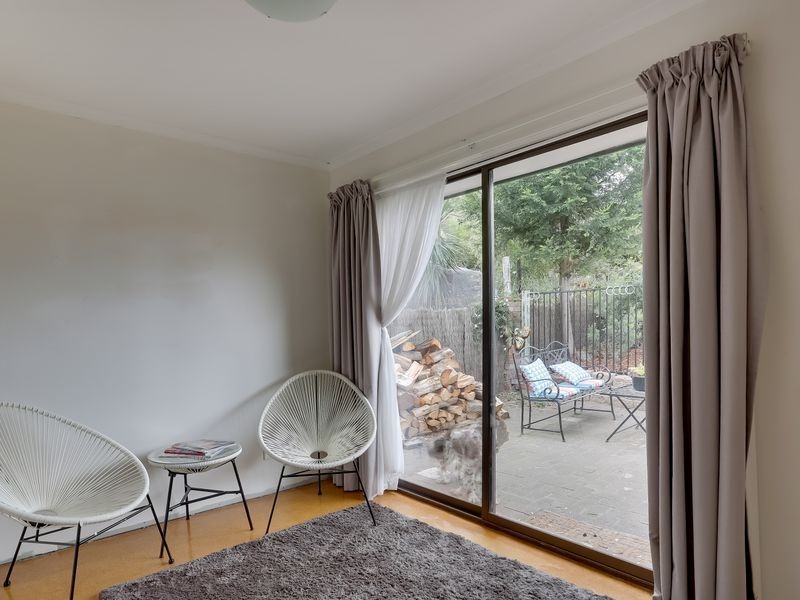 37 Robin Court, Lindisfarne TAS 7015