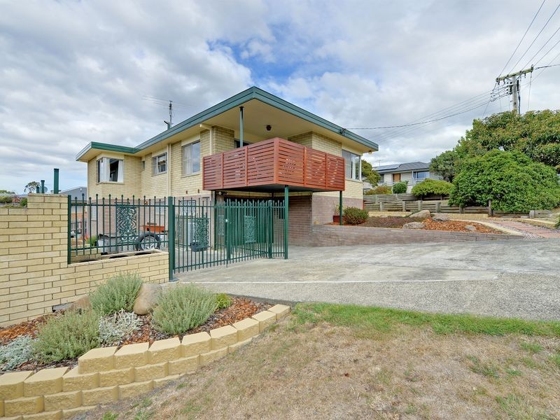 5 Arncliffe Road, Austins Ferry TAS 7011