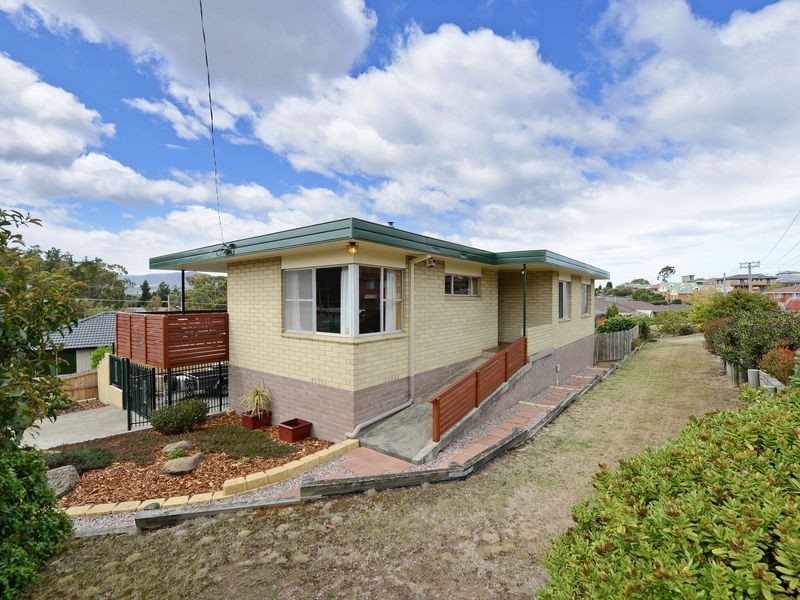 5 Arncliffe Road, Austins Ferry TAS 7011