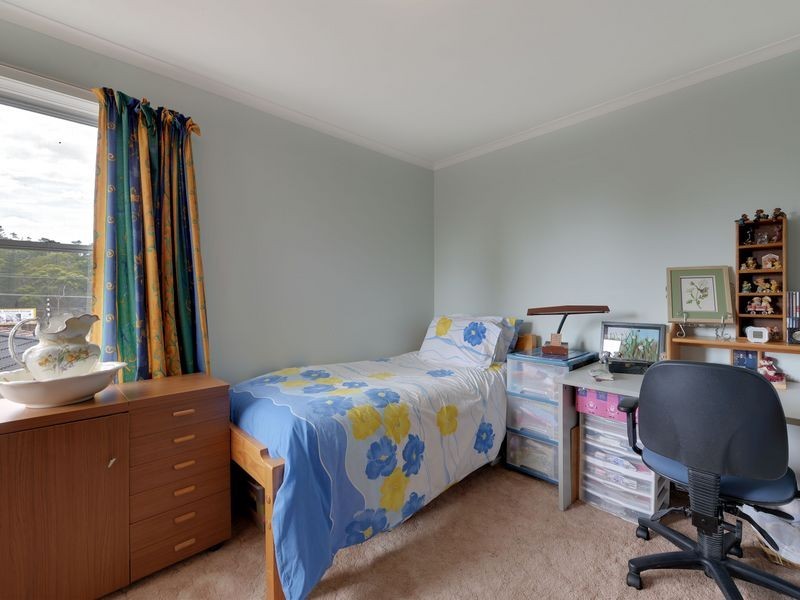 5 Arncliffe Road, Austins Ferry TAS 7011