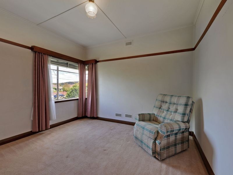 2 Gloucester Crescent, Lutana TAS 7009