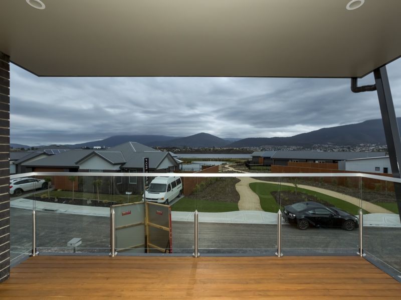 9 Duval Drive, Old Beach TAS 7017