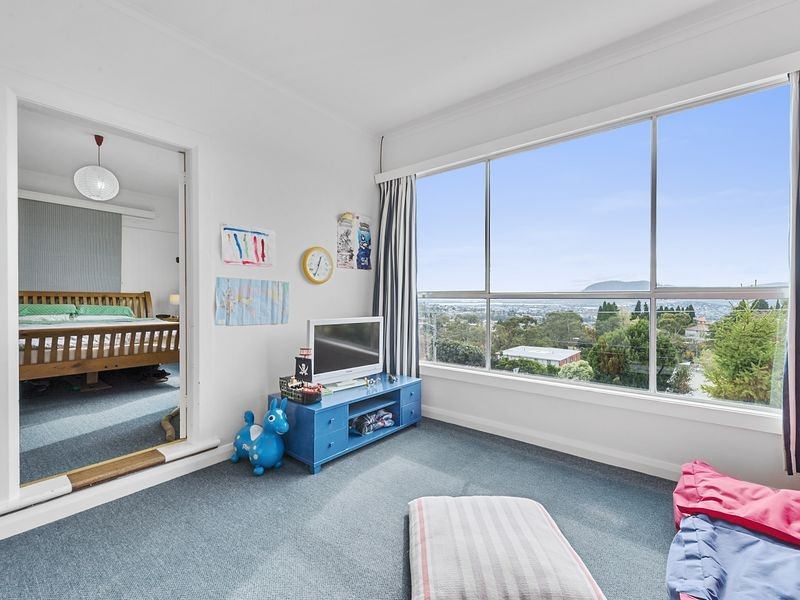 14 Gordon Avenue, Mount Stuart TAS 7000