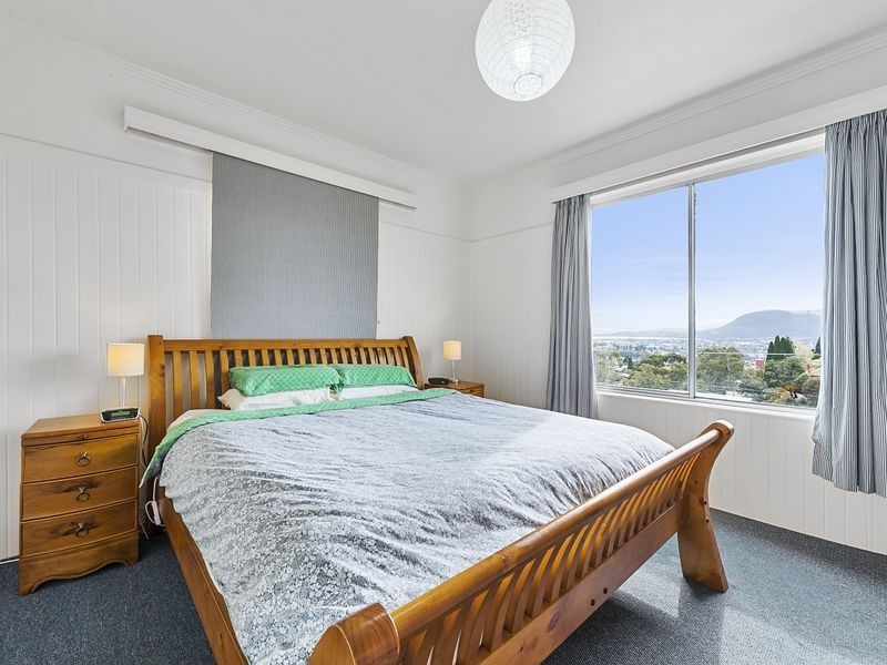 14 Gordon Avenue, Mount Stuart TAS 7000
