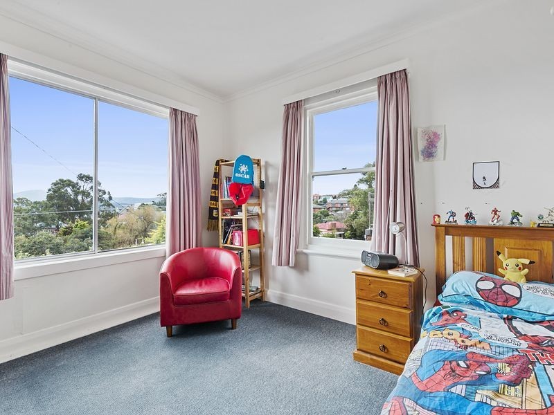 14 Gordon Avenue, Mount Stuart TAS 7000