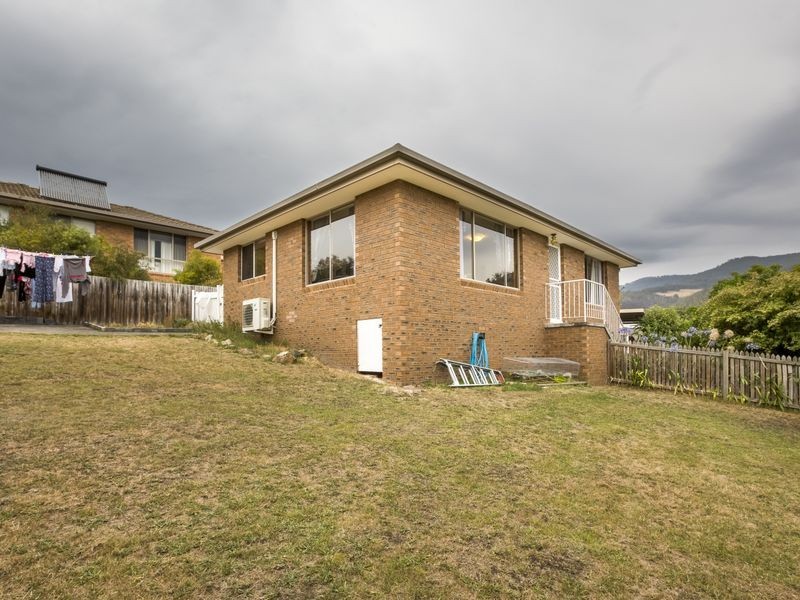 2/109 Berriedale Road, Berriedale TAS 7011